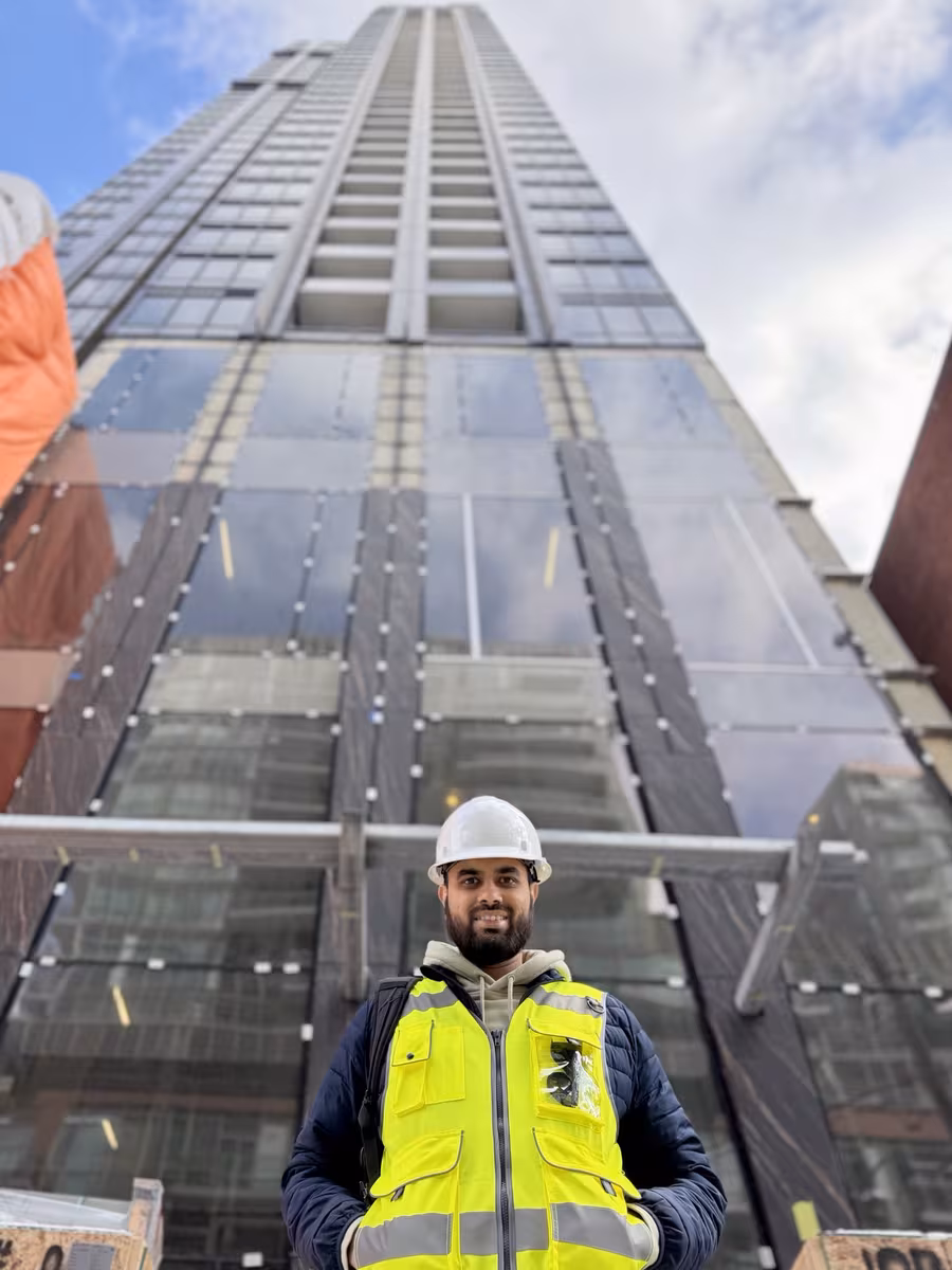 On-site coordination, tower rising